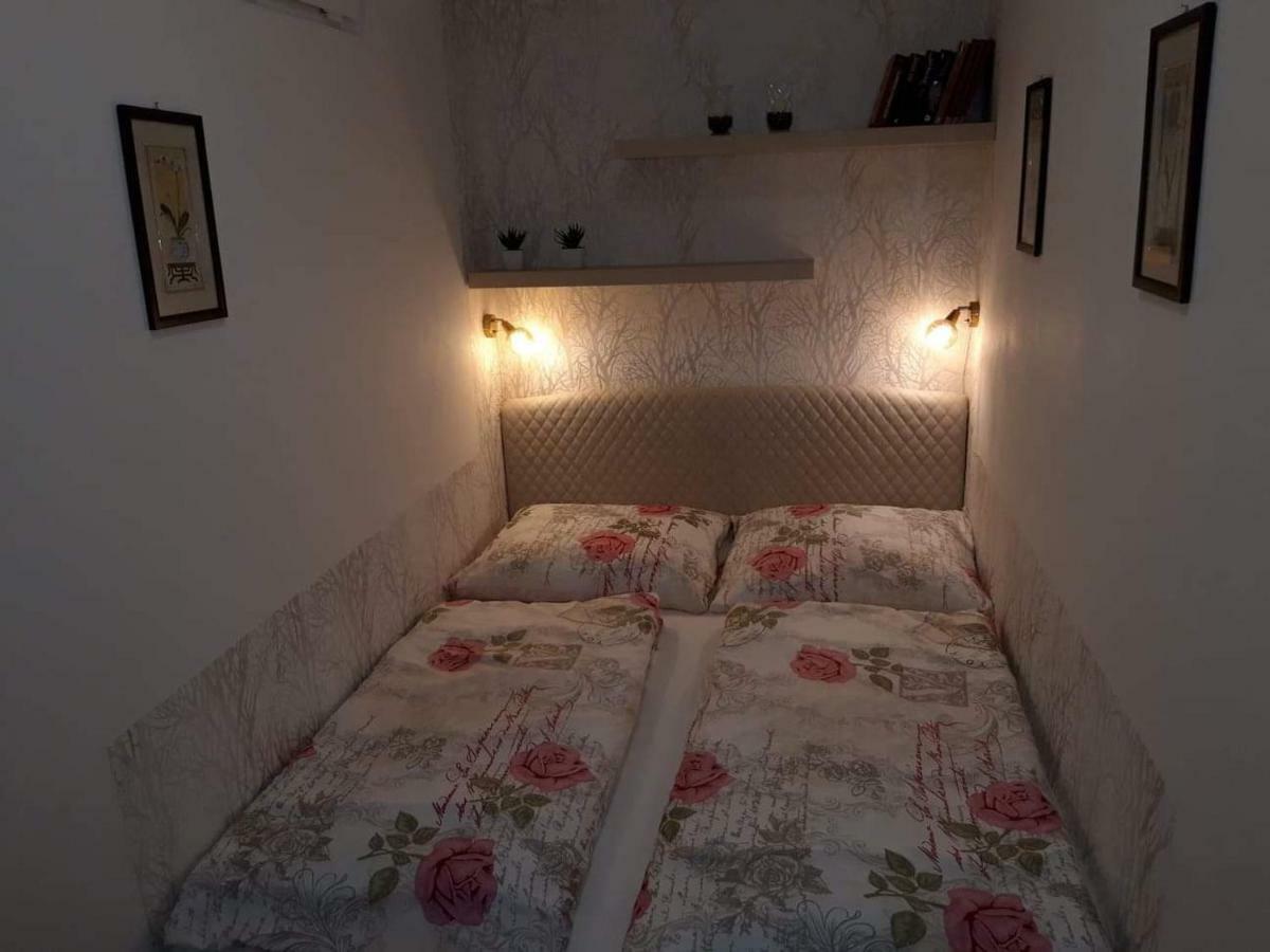 Apartman Pod Hradem Znojmo Exterior photo